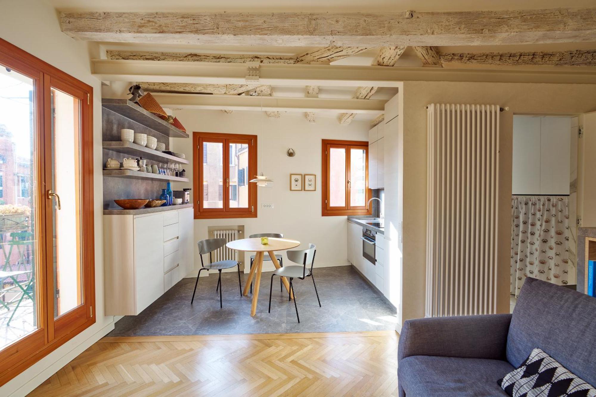 La Grancevola Is A Gorgeous With Balcony Venezia